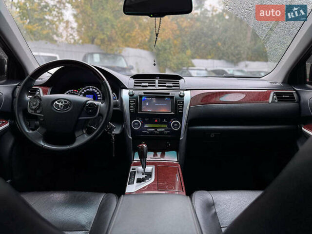 Серый Тойота Камри, объемом двигателя 2.5 л и пробегом 213 тыс. км за 14490 $, фото 40 на Automoto.ua