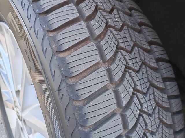 Серый Тойота Камри, объемом двигателя 2.5 л и пробегом 231 тыс. км за 10999 $, фото 12 на Automoto.ua