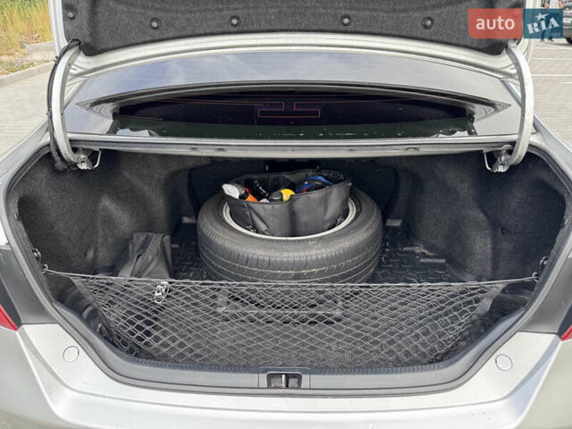 Тойота Камри 2012 в Киеве на Automoto.ua Серый Тойота Камри, объемом двигателя 2.49 л и пробегом 198 тыс. км за 15490 $, фото 76 на Automoto.ua