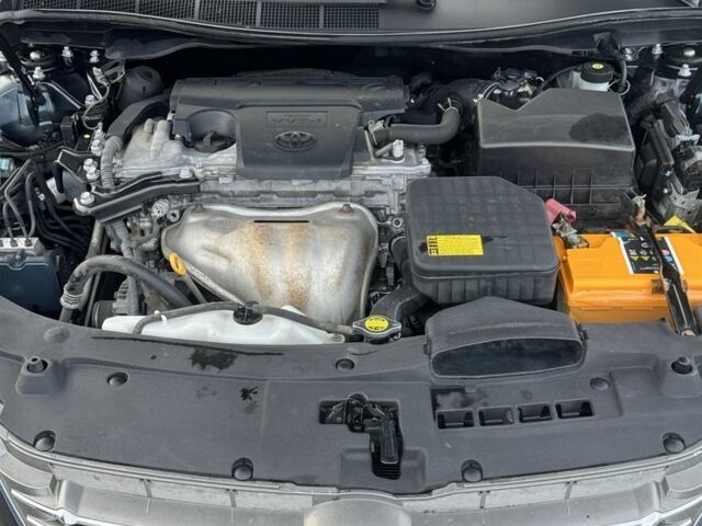 Серый Тойота Камри, объемом двигателя 2.5 л и пробегом 375 тыс. км за 10500 $, фото 11 на Automoto.ua