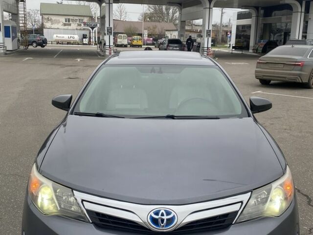 Серый Тойота Камри, объемом двигателя 2.5 л и пробегом 188 тыс. км за 12700 $, фото 3 на Automoto.ua