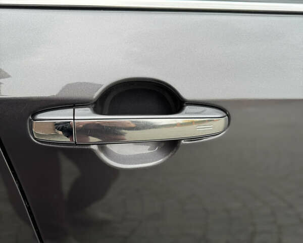 Сірий Тойота Камрі, об'ємом двигуна 2.49 л та пробігом 215 тис. км за 15000 $, фото 24 на Automoto.ua