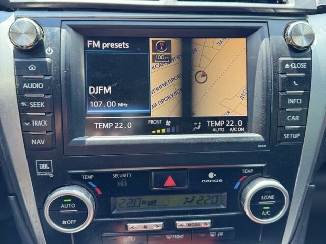 Серый Тойота Камри, объемом двигателя 2.5 л и пробегом 160 тыс. км за 10499 $, фото 8 на Automoto.ua