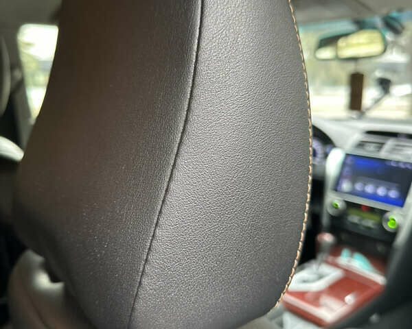 Серый Тойота Камри, объемом двигателя 2.49 л и пробегом 271 тыс. км за 12500 $, фото 16 на Automoto.ua