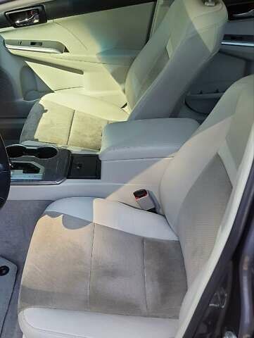 Серый Тойота Камри, объемом двигателя 2.49 л и пробегом 229 тыс. км за 12800 $, фото 35 на Automoto.ua