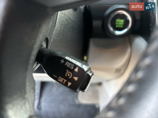 Сірий Тойота Камрі, об'ємом двигуна 2.49 л та пробігом 190 тис. км за 11800 $, фото 17 на Automoto.ua