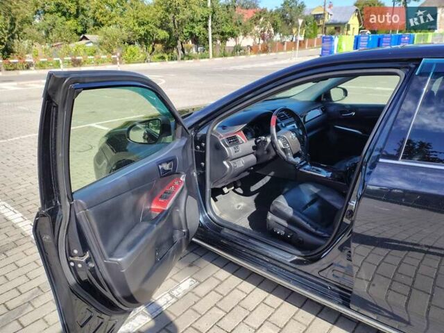Сірий Тойота Камрі, об'ємом двигуна 2.5 л та пробігом 231 тис. км за 12500 $, фото 3 на Automoto.ua