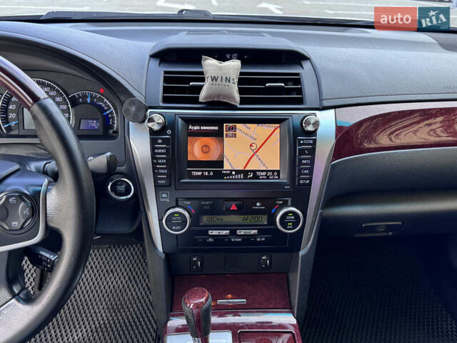 Тойота Камри 2012 в Киеве на Automoto.ua Серый Тойота Камри, объемом двигателя 2.49 л и пробегом 198 тыс. км за 15490 $, фото 43 на Automoto.ua