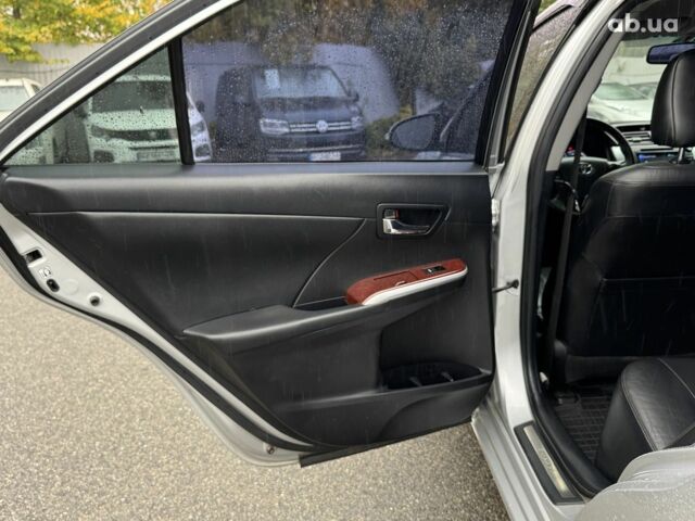 Серый Тойота Камри, объемом двигателя 2.5 л и пробегом 213 тыс. км за 14490 $, фото 36 на Automoto.ua