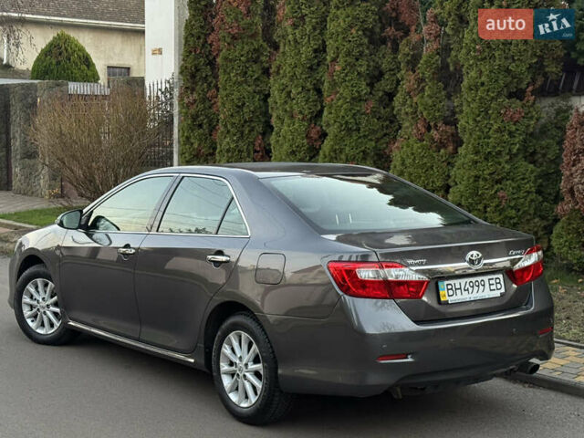 Серый Тойота Камри, объемом двигателя 2.5 л и пробегом 164 тыс. км за 12900 $, фото 25 на Automoto.ua