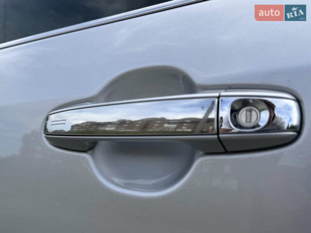 Тойота Камри 2012 в Киеве на Automoto.ua Серый Тойота Камри, объемом двигателя 2.49 л и пробегом 198 тыс. км за 15490 $, фото 26 на Automoto.ua