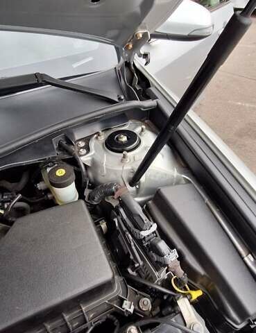 Серый Тойота Камри, объемом двигателя 2.49 л и пробегом 183 тыс. км за 14000 $, фото 15 на Automoto.ua