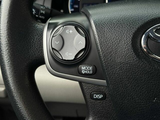 Сірий Тойота Камрі, об'ємом двигуна 2.5 л та пробігом 268 тис. км за 10990 $, фото 14 на Automoto.ua