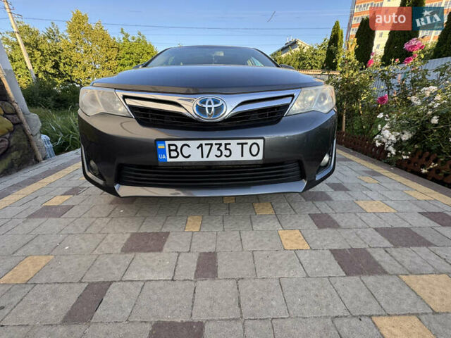 Сірий Тойота Камрі, об'ємом двигуна 2.49 л та пробігом 290 тис. км за 9500 $, фото 28 на Automoto.ua
