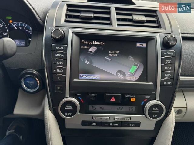 Сірий Тойота Камрі, об'ємом двигуна 2.5 л та пробігом 138 тис. км за 11950 $, фото 37 на Automoto.ua
