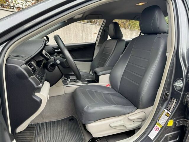 Сірий Тойота Камрі, об'ємом двигуна 2.5 л та пробігом 268 тис. км за 10990 $, фото 8 на Automoto.ua