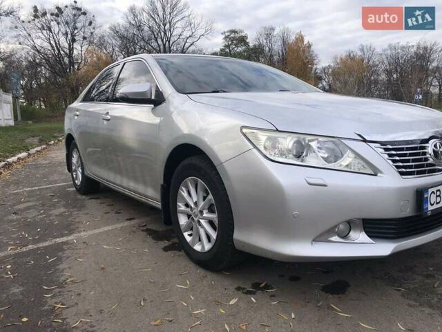 Серый Тойота Камри, объемом двигателя 2.5 л и пробегом 181 тыс. км за 11500 $, фото 2 на Automoto.ua