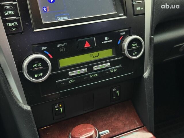 Серый Тойота Камри, объемом двигателя 2.5 л и пробегом 213 тыс. км за 14490 $, фото 25 на Automoto.ua