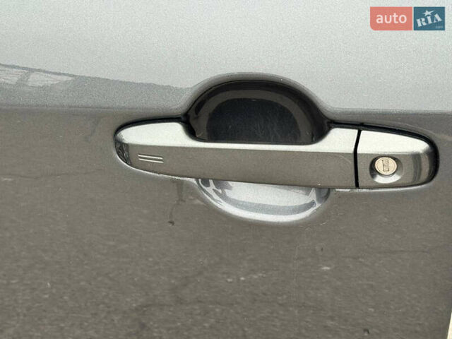 Тойота Камри 2012 в Киеве на Automoto.ua Серый Тойота Камри, объемом двигателя 2.49 л и пробегом 193 тыс. км за 9699 $, фото 16 на Automoto.ua