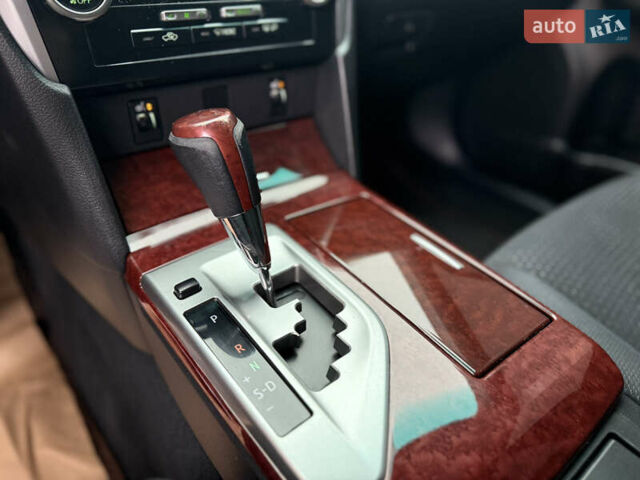 Серый Тойота Камри, объемом двигателя 2.5 л и пробегом 198 тыс. км за 13999 $, фото 22 на Automoto.ua