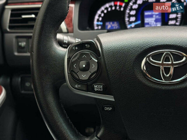 Серый Тойота Камри, объемом двигателя 2.5 л и пробегом 213 тыс. км за 14490 $, фото 30 на Automoto.ua