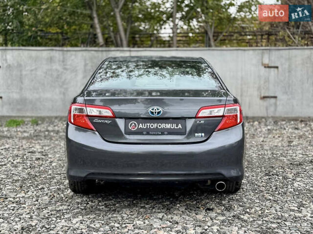 Сірий Тойота Камрі, об'ємом двигуна 2.49 л та пробігом 268 тис. км за 10990 $, фото 6 на Automoto.ua