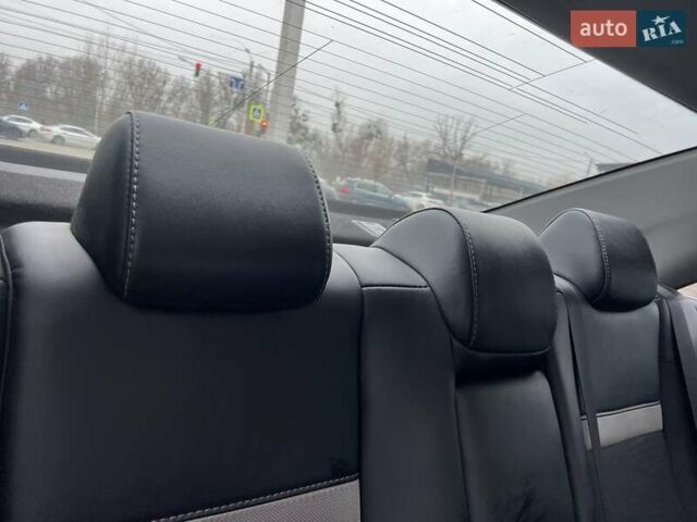 Серый Тойота Камри, объемом двигателя 2.5 л и пробегом 297 тыс. км за 10300 $, фото 18 на Automoto.ua