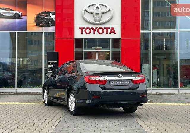 Серый Тойота Камри, объемом двигателя 2.5 л и пробегом 234 тыс. км за 15533 $, фото 11 на Automoto.ua