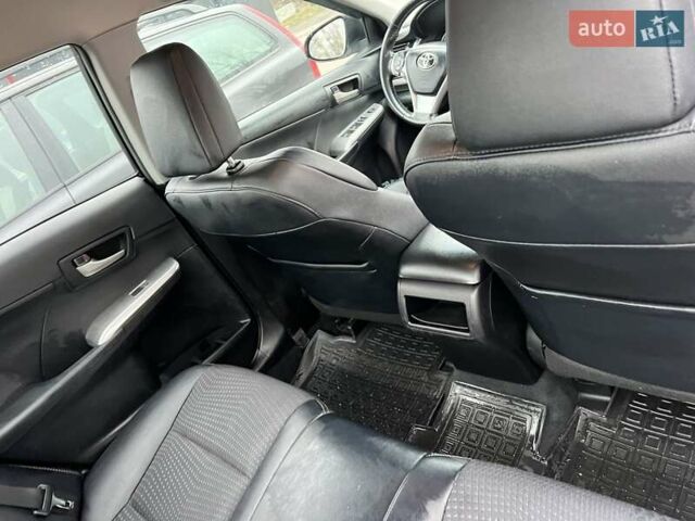 Серый Тойота Камри, объемом двигателя 2.5 л и пробегом 297 тыс. км за 10300 $, фото 17 на Automoto.ua