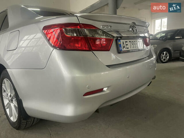 Серый Тойота Камри, объемом двигателя 2.49 л и пробегом 209 тыс. км за 13900 $, фото 10 на Automoto.ua