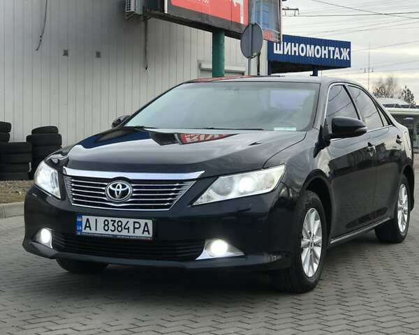 Серый Тойота Камри, объемом двигателя 2.49 л и пробегом 268 тыс. км за 11800 $, фото 3 на Automoto.ua