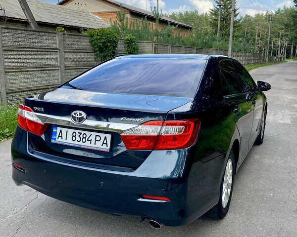 Сірий Тойота Камрі, об'ємом двигуна 2.5 л та пробігом 268 тис. км за 11800 $, фото 6 на Automoto.ua