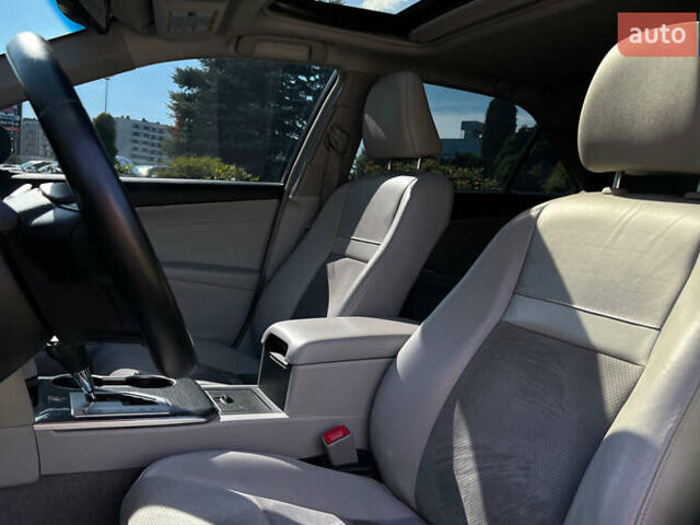 Серый Тойота Камри, объемом двигателя 2.49 л и пробегом 114 тыс. км за 16500 $, фото 16 на Automoto.ua