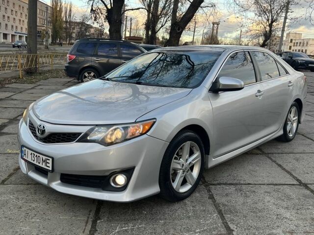 Сірий Тойота Камрі, об'ємом двигуна 2.5 л та пробігом 193 тис. км за 11000 $, фото 2 на Automoto.ua