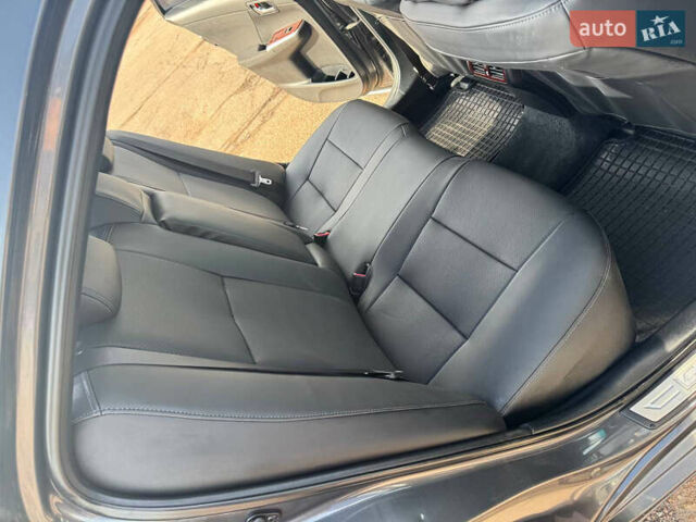 Сірий Тойота Камрі, об'ємом двигуна 2.5 л та пробігом 240 тис. км за 12999 $, фото 33 на Automoto.ua