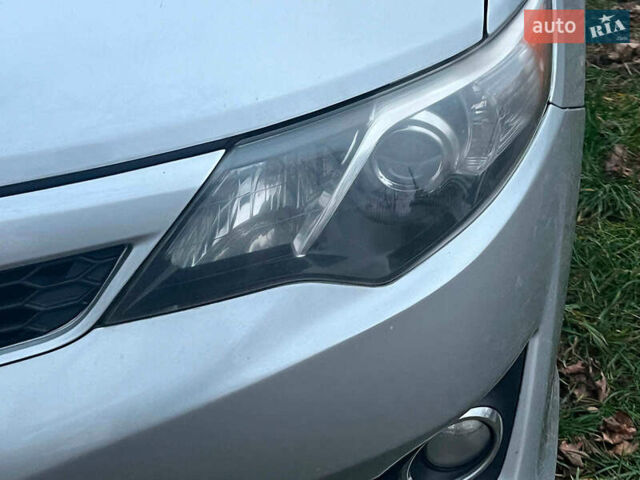 Сірий Тойота Камрі, об'ємом двигуна 2.5 л та пробігом 297 тис. км за 10390 $, фото 4 на Automoto.ua