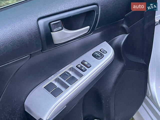 Сірий Тойота Камрі, об'ємом двигуна 2.5 л та пробігом 297 тис. км за 10390 $, фото 26 на Automoto.ua
