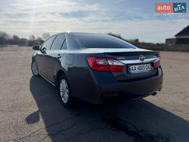 Тойота Камри 2013 в Киеве на Automoto.ua Серый Тойота Камри, объемом двигателя 2.49 л и пробегом 192 тыс. км за 12999 $, фото 9 на Automoto.ua
