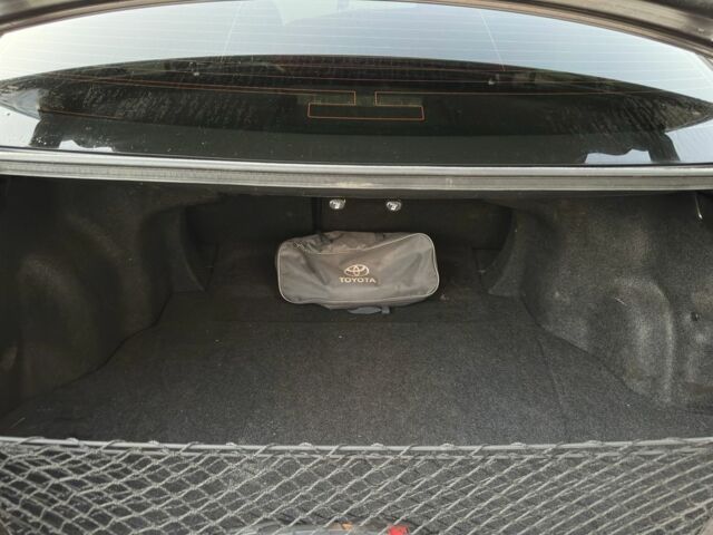 Серый Тойота Камри, объемом двигателя 2.5 л и пробегом 250 тыс. км за 12000 $, фото 13 на Automoto.ua