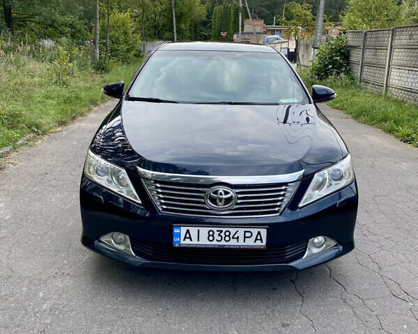 Сірий Тойота Камрі, об'ємом двигуна 2.5 л та пробігом 268 тис. км за 11800 $, фото 1 на Automoto.ua