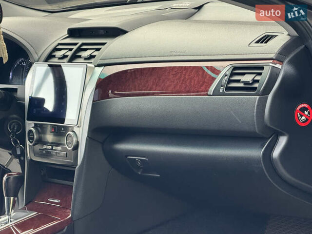 Тойота Камри 2013 в Одессе на Automoto.ua Серый Тойота Камри, объемом двигателя 2.5 л и пробегом 173 тыс. км за 12800 $, фото 22 на Automoto.ua