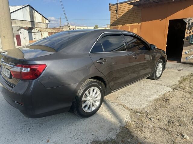 Сірий Тойота Камрі, об'ємом двигуна 2.5 л та пробігом 150 тис. км за 14200 $, фото 4 на Automoto.ua