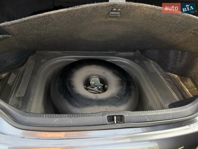 Сірий Тойота Камрі, об'ємом двигуна 2.49 л та пробігом 209 тис. км за 11700 $, фото 13 на Automoto.ua