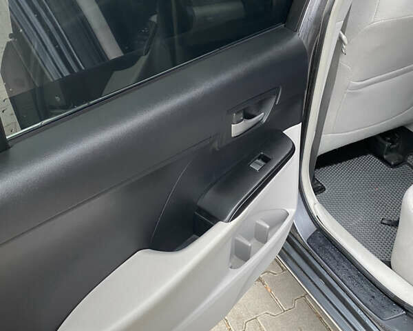 Сірий Тойота Камрі, об'ємом двигуна 2.4 л та пробігом 241 тис. км за 12600 $, фото 11 на Automoto.ua