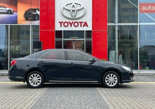 Серый Тойота Камри, объемом двигателя 2.5 л и пробегом 234 тыс. км за 15533 $, фото 7 на Automoto.ua