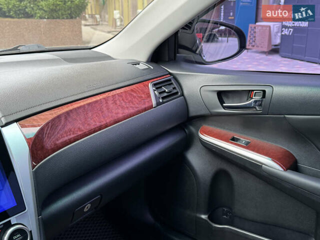 Тойота Камри 2013 в Одессе на Automoto.ua Серый Тойота Камри, объемом двигателя 2.5 л и пробегом 173 тыс. км за 12800 $, фото 19 на Automoto.ua