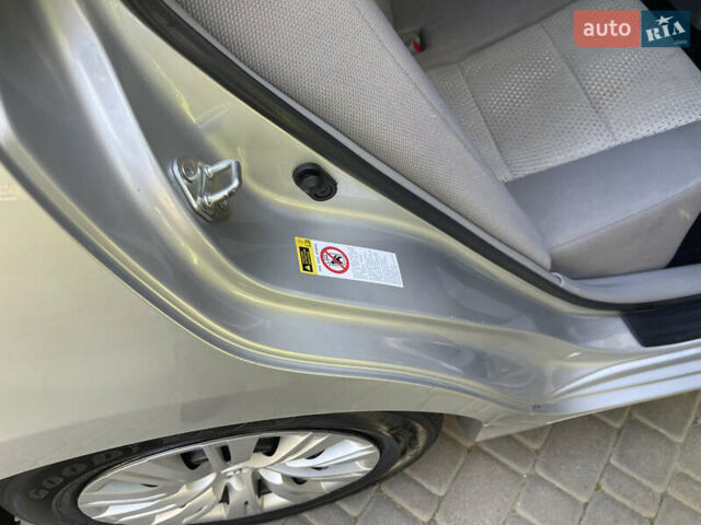 Серый Тойота Камри, объемом двигателя 2.5 л и пробегом 139 тыс. км за 13000 $, фото 29 на Automoto.ua