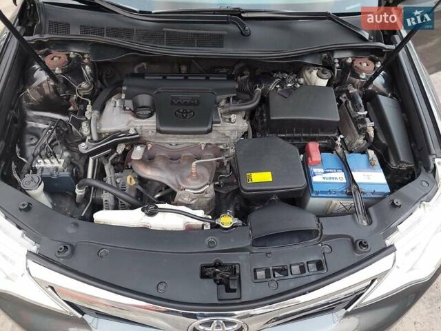 Серый Тойота Камри, объемом двигателя 2.5 л и пробегом 150 тыс. км за 15200 $, фото 15 на Automoto.ua