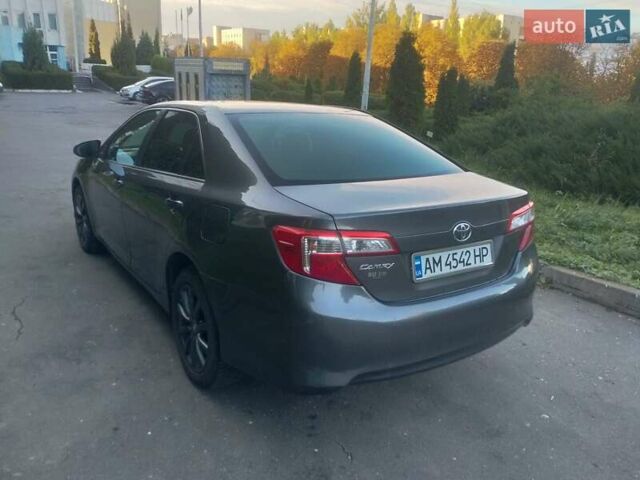Тойота Камрі 2013 у Хмельницькому на Automoto.ua Сірий Тойота Камрі, об'ємом двигуна 2.5 л та пробігом 137 тис. км за 9900 $, фото 13 на Automoto.ua
