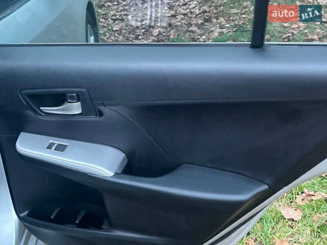 Сірий Тойота Камрі, об'ємом двигуна 2.5 л та пробігом 297 тис. км за 10390 $, фото 21 на Automoto.ua